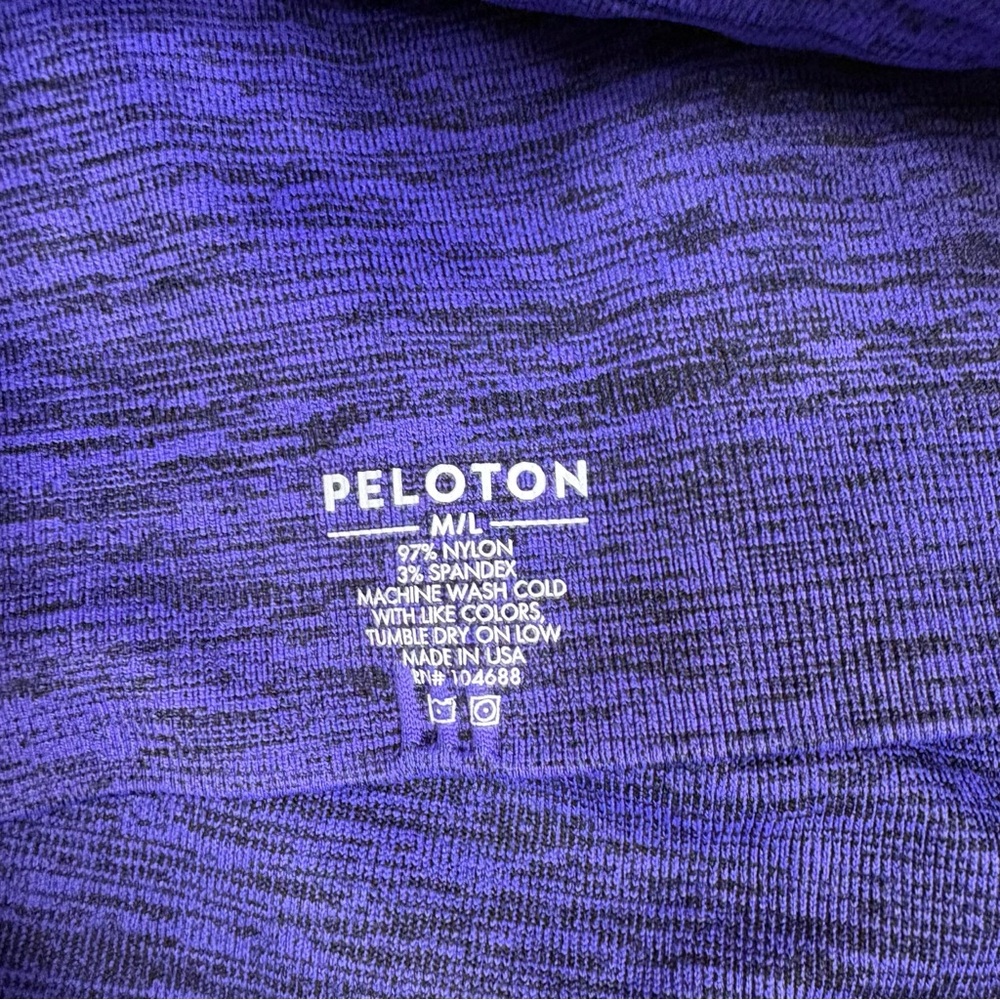 PELOTON • Purple & Black One Shoulder Seamless Crop‎ Bra & Biker Short Set - Picture 5 of 5
